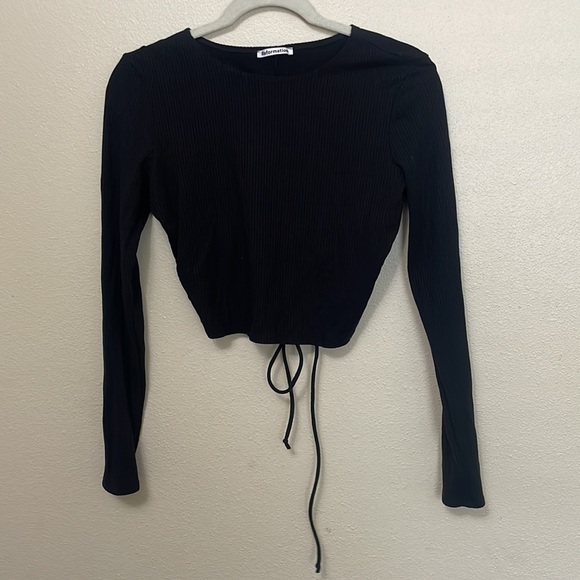 Reformation Casey Top in Black - Picture 3 of 6